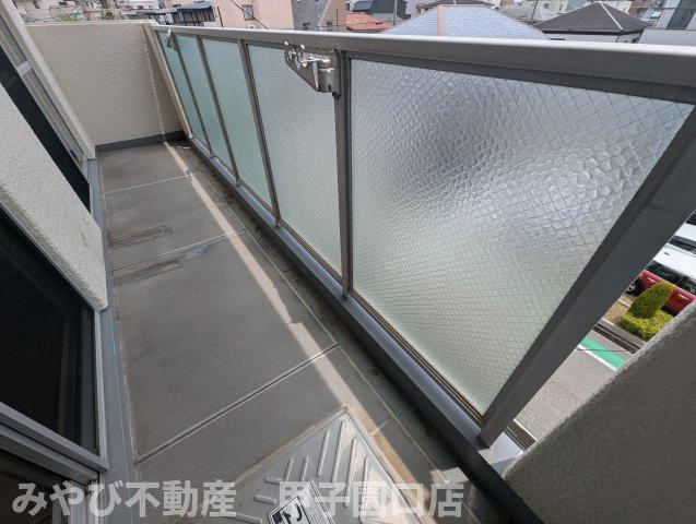 ロワール甲子園のバルコニー