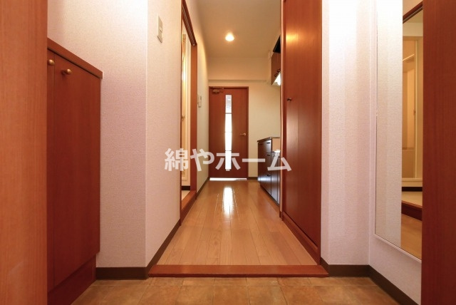 パルク・グランデージの玄関|きれいな玄関です