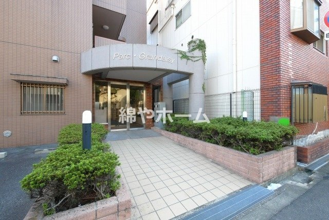 パルク・グランデージのエントランス|建物の内部です