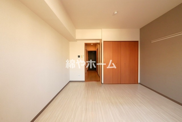 パルク・グランデージの洋室|明るい洋室です