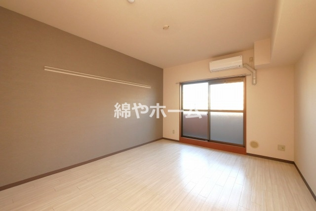 パルク・グランデージの居間・リビング|ゆったりとした居間です