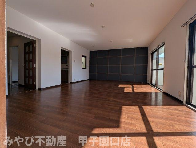 花園マンションの居間・リビング