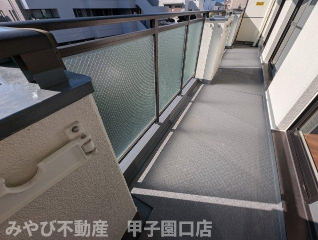 花園マンションのバルコニー