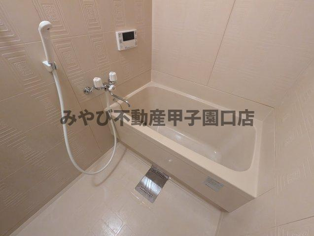 田野ハイツの浴室