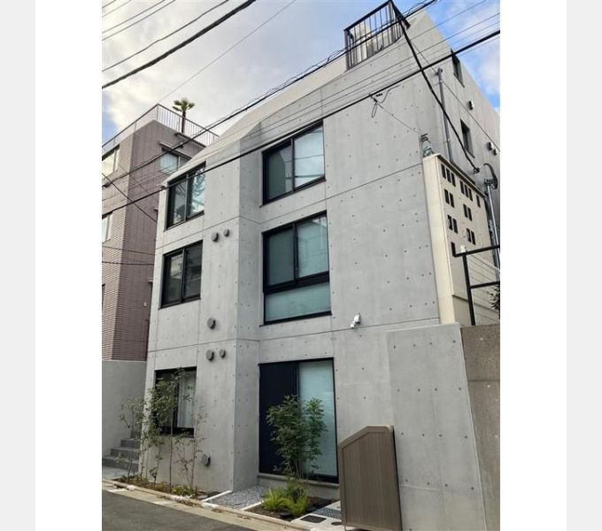 SOLASIA residence 都立大学の外観