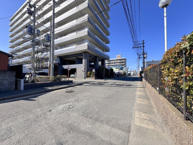 アンピール空港南の周辺