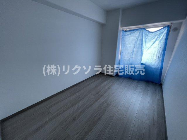香里ケ丘ガーデンハイツⅠの子供部屋|洋室4.5帖
■物件内覧・資金計画相談・住宅ローン相談、リフォーム相談、お問合せ受付中■
※当日・翌日のご内覧、ご相談はお電話でのお問合せがスムーズです！