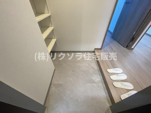 香里ケ丘ガーデンハイツⅠの内装|玄関内部
■物件内覧・資金計画相談・住宅ローン相談、リフォーム相談、お問合せ受付中■
※当日・翌日のご内覧、ご相談はお電話でのお問合せがスムーズです！