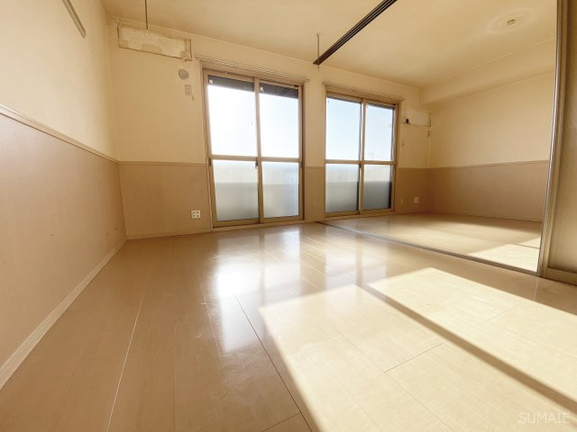 コートクレアールの洋室|リビングと繋げて利用できます！