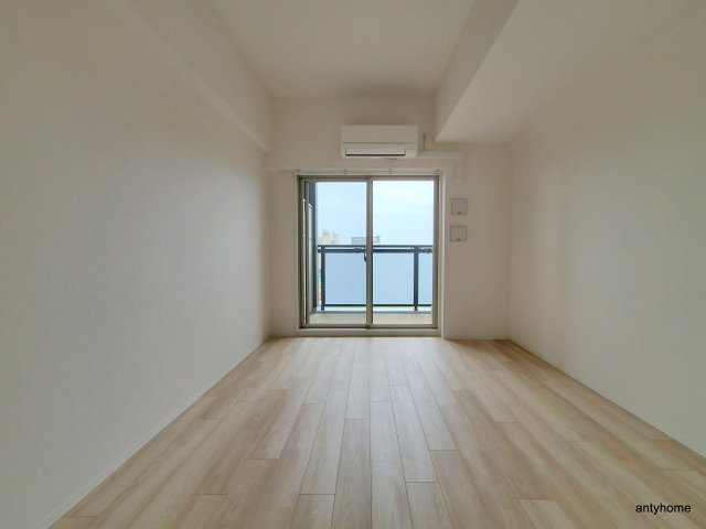 エスリードレジデンス大阪難波 仲介手数料無料の居間・リビング