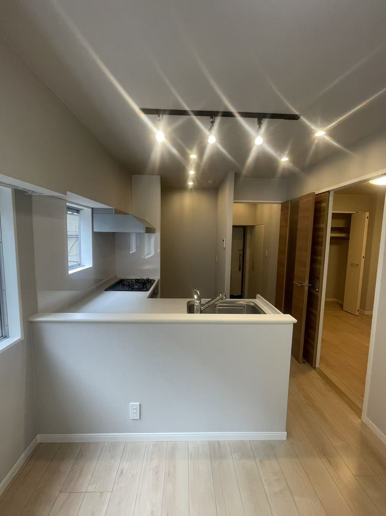 新宿パークサイド永谷のキッチン