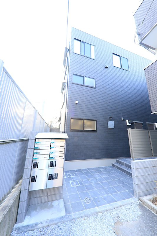 ラ　プティート　ヴィラ神楽坂