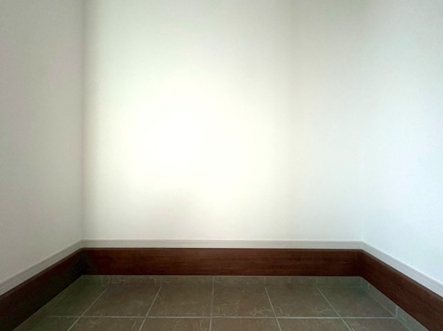 ◆家事動線良好な４ＬＤＫ◆全居室２面採光で陽当たり通風良好◆収納充実◆山科区川田西浦町１期の収納|シューズインクローク