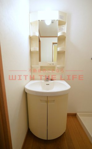 サンライズ東櫛原【キャッシュバック対象物件】の独立洗面台|独立洗面台です