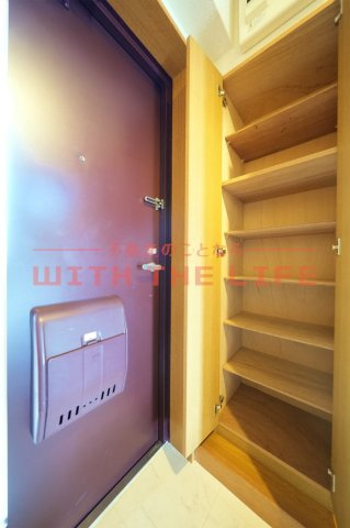 サンライズ東櫛原【キャッシュバック対象物件】の玄関|ゆったりとした玄関です