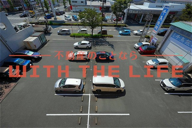 サンライズ東櫛原【キャッシュバック対象物件】の駐車場|駐車スペースもあります