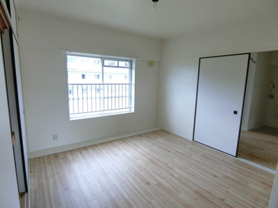 【洋室】 | ビレッジハウス青木2号棟 | イメージ304号室の写真