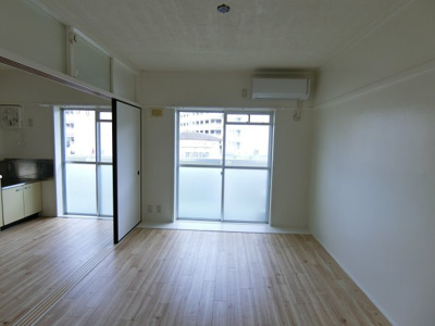 【居間・リビング】 | ビレッジハウス青木2号棟 | イメージ204号室の写真