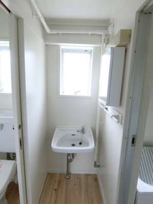 【独立洗面台】 | ビレッジハウス青木2号棟 | イメージ304号室の写真