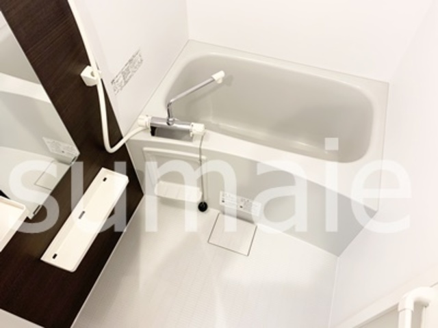 リブリ・クレール浦和の浴室|写真は反転タイプの画像です。