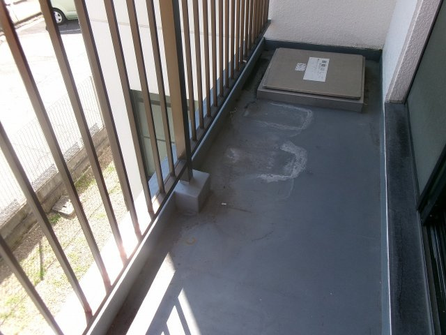 秋定マンションのバルコニー