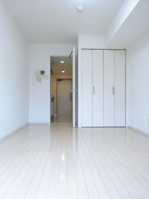 【居間・リビング】 | ＣＱレジデンス練馬赤塚 | こちらの居間で趣味の時間をお楽しみください