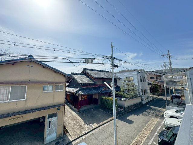 ◆家事動線良好な４ＬＤＫ◆全居室２面採光で陽当たり通風良好◆収納充実◆山科区川田西浦町１期の展望|バルコニーからの眺望