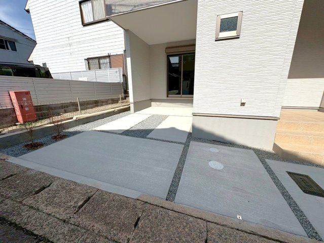 ◆家事動線良好な４ＬＤＫ◆全居室２面採光で陽当たり通風良好◆収納充実◆山科区川田西浦町１期の駐車場|駐車スペース