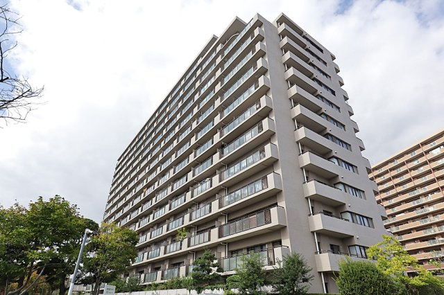 【外観】 | ファミールハイツ八尾B棟　安中小学校区　ＪＲ八尾駅