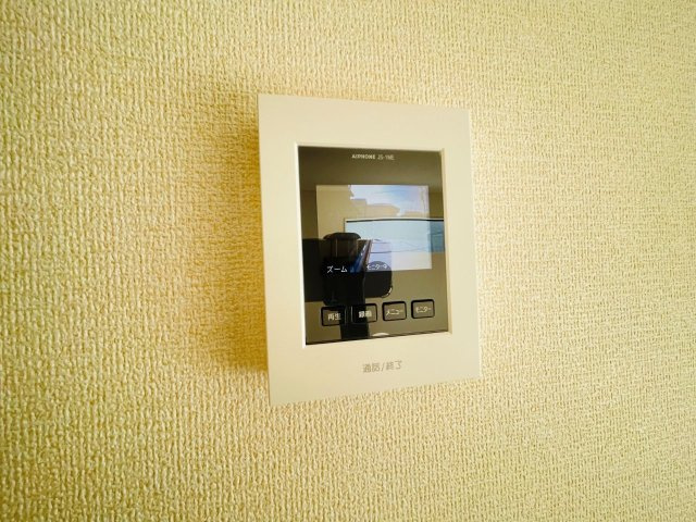 岡崎市元能見町　新築分譲住宅　全2棟　1号棟のセキュリティ|モニター付きインターホンで来客対応も安心です♪