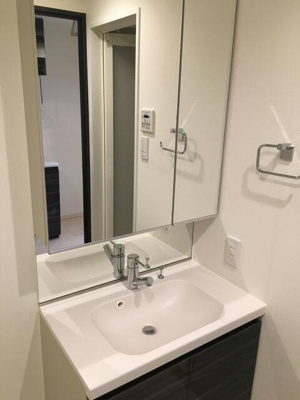 【洗面所】 | レーヴ飛鳥山フェルクルール | 他のお部屋の写真です。 