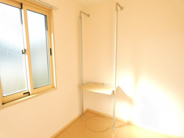 ヒルグレイスB棟の洋室