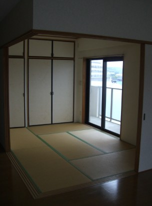 ユピキタス二の宮の和室