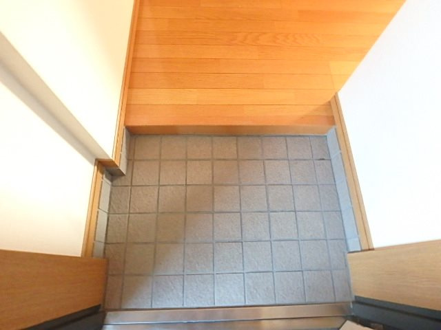 文京ツインタワーの玄関