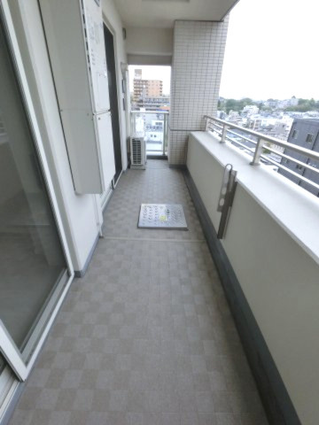 【バルコニー】
