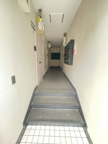 アヴァンティ春日野のロビー