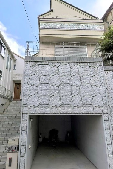 西寺尾戸建の外観