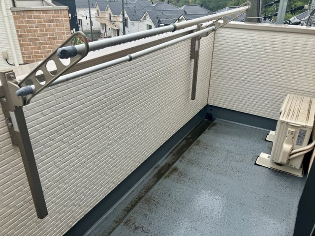 岸根町戸建のバルコニー