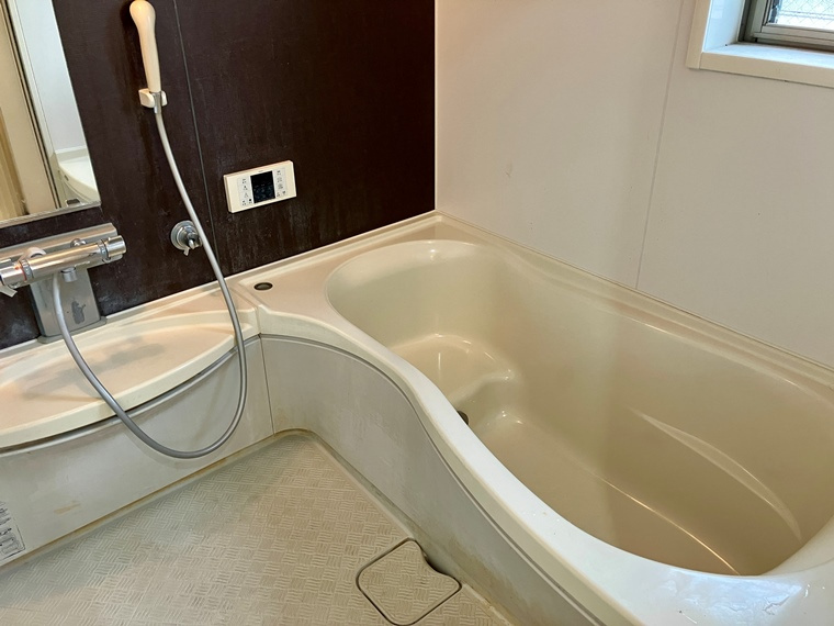 東古市場戸建の浴室