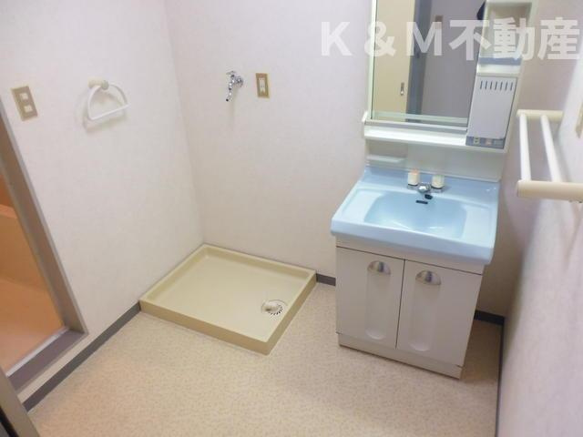 恩田コーポ２の洗面所|使いやすい洗面所です