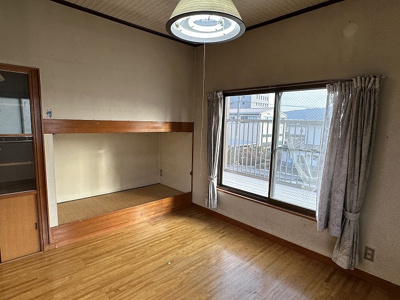 【洋室】 | 岡谷市郷田２丁目 中古住宅⑫ | ２階洋室５帖