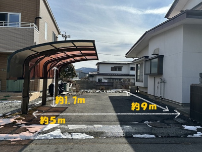 【駐車場】 | 岡谷市郷田２丁目 中古住宅⑫ | 駐車場　普通車２台軽２台分の駐車スペースがあります
