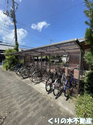 【その他共用部分】 | ベルビレッジ | 駐輪場です