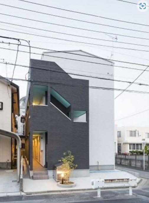 A・FLATSのエントランス