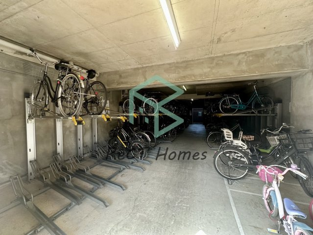 グランプレステージ明石魚住の駐輪場