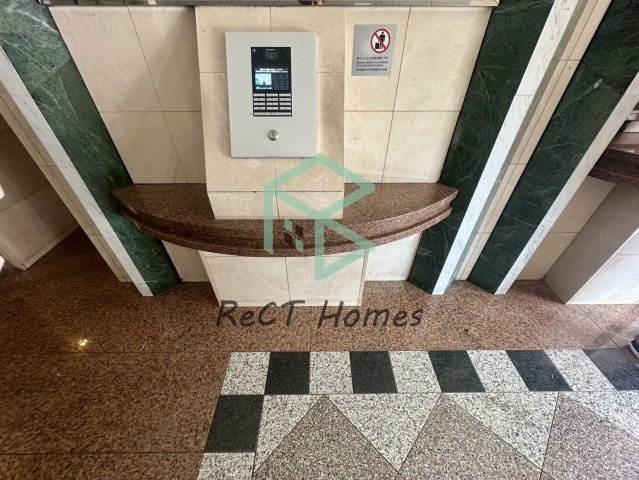 グランプレステージ明石魚住のエントランス