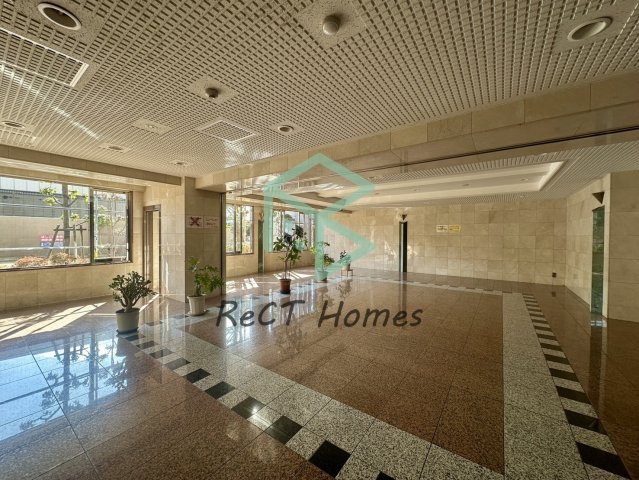 グランプレステージ明石魚住のロビー