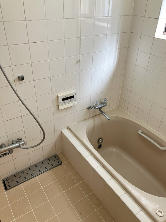 新町戸建の浴室