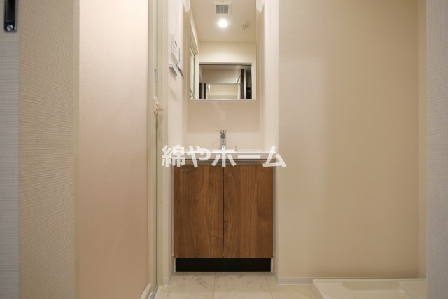 ヴィーナス今里の独立洗面台|使いやすい独立洗面台です