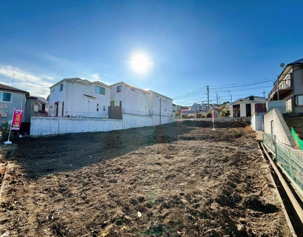 上菅田町Ⅷの前面道路含む現地写真|☆いつでも即時予約受付中☆
全区画カースペース2台分確保！！